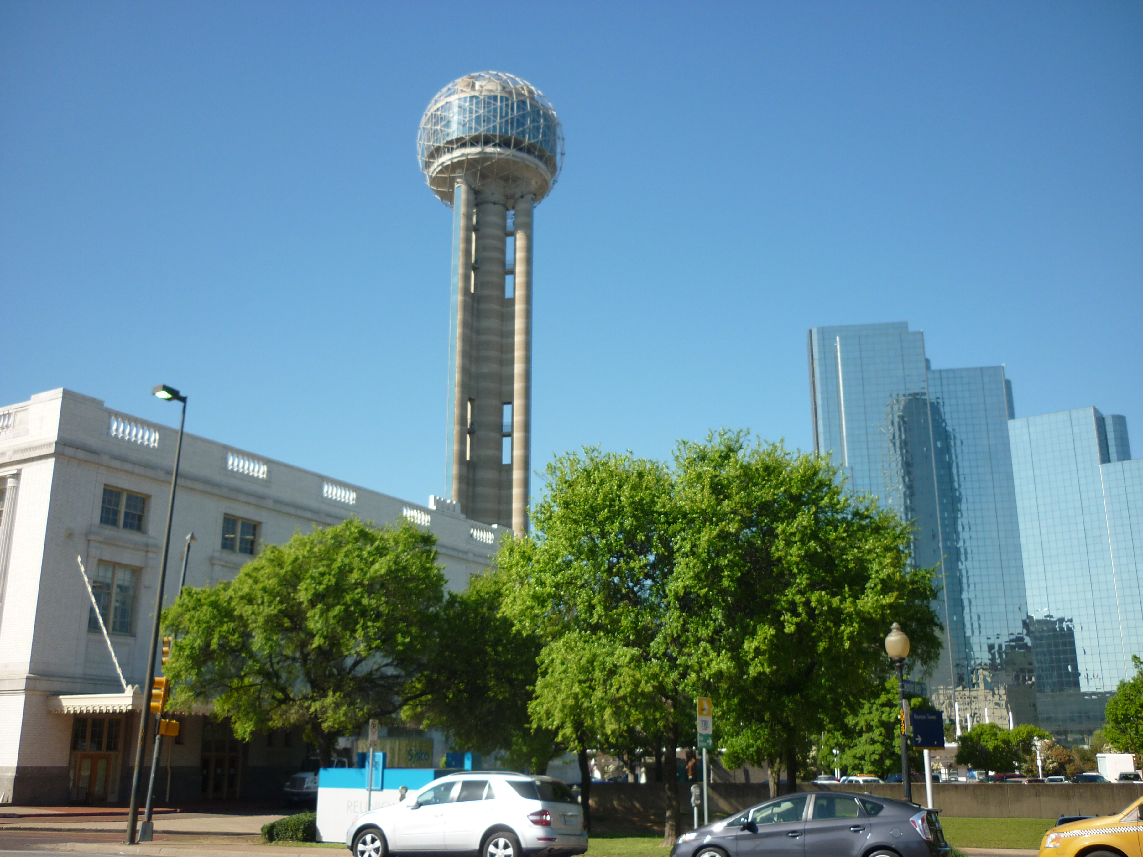Dallas Diaries: Observations of America